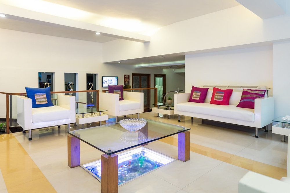 The Avenue Center Hotel Kochi Eksteriør billede
