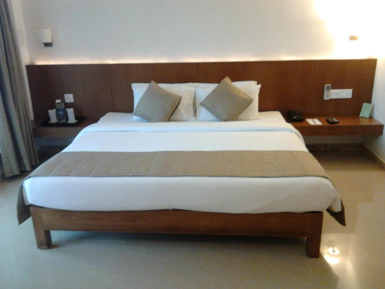 The Avenue Center Hotel Kochi Eksteriør billede